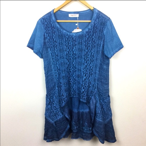Simply Couture Tops - Simply Couture Top with pockets Size L Like New